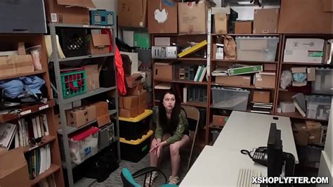 Cobrando La Renta Search XVIDEOS