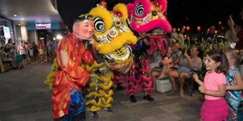 Buddha and the Lion Routine - Dragon and Lion Dance Events