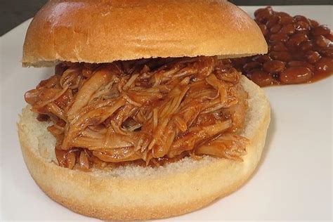 Pulled Chicken In Honey Mustard Bbq Sauce