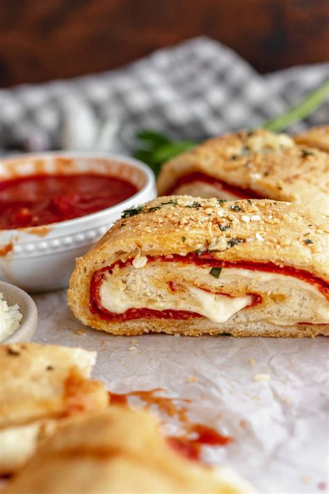 Homemade Pepperoni Bread – The Cozy Plum