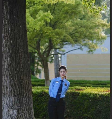 又一美女警花被曝光 最美警花张津瑜接班人李雨涵 沦为富人的警犬母狗 6段不雅视频流出！ 國產原創區 草榴社區