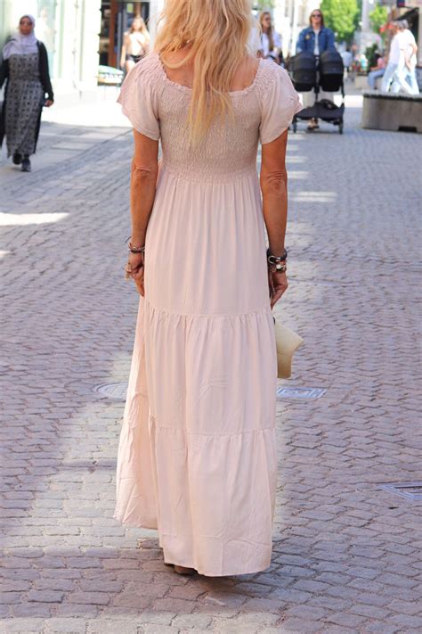 Lilly Klänning Smock Nude Fanny Michel