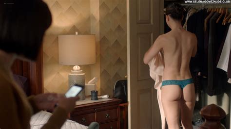 Vida Roberta Colindrez Celebrity Posing Hot Celebrity Topless Orgy Lesbian Beautiful Sexy Nude