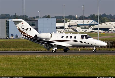 D ITIP Star Wings Dortmund Cessna 525 CitationJet CJ1 Photo By Patryk