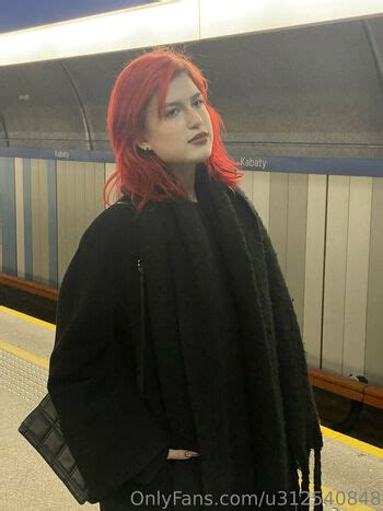 Linda Dragon Nude OnlyFans The Fappening Plus