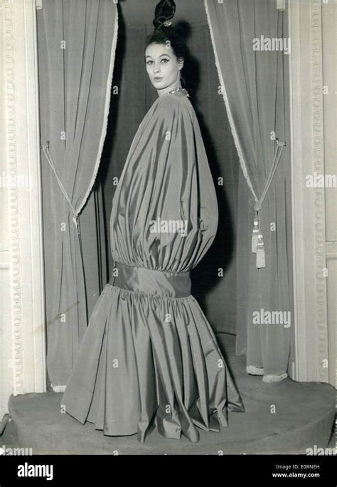 Jean desses immagini e fotografie stock ad alta risoluzione - Alamy