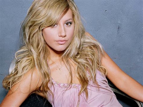 Ashley Tisdale Hot Pictures Photo Gallery Wallpapers