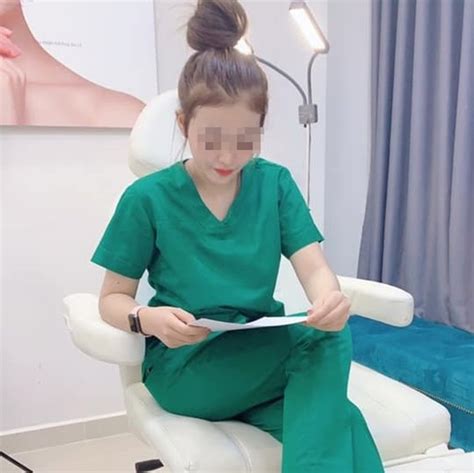 Hot girl bị tố bùng 10 bịch bánh tráng của shipper Em mua đồ cả chục triệu 250k lấy làm gì