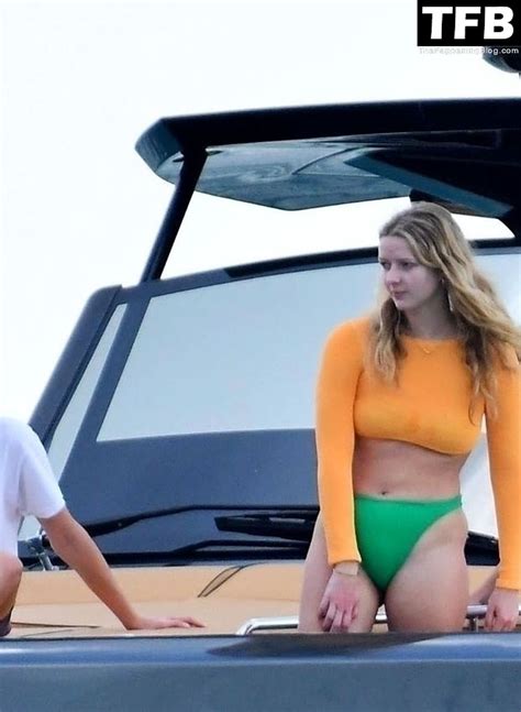 Apple Martin Applemartin Nude Leaks Photo TheFappening