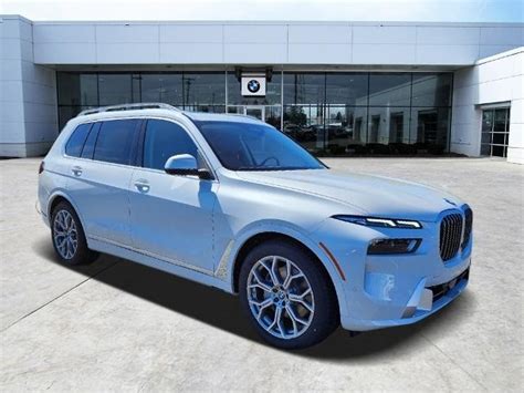 New 2024 BMW X7 xDrive40i SAV in Milwaukee #B02662 | BMW of Milwaukee North