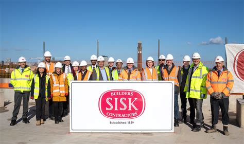 The Naked Scientist Joins Bruntwood SciTech To Celebrate Topping Out