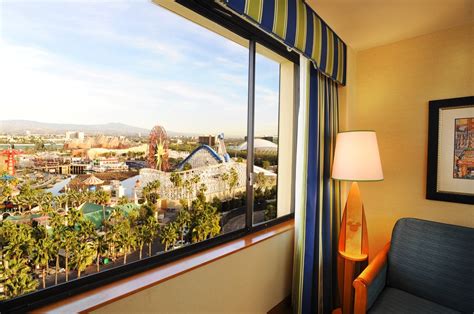 Spotlight On A Disneyland® Resort Hotel Disneys Paradise Pier® Hotel