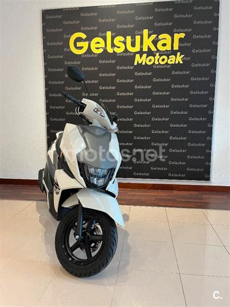 Scooter Cc Suzuki Avenis En Guip Zcoa Motos Net