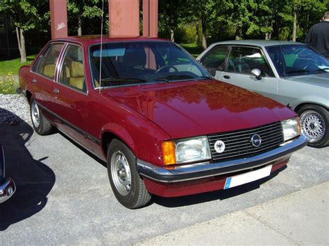 Запчасти на опель Кадетт С.D.E, Ascona B.C.Vektra A, Omega A.Rekord E1 ...