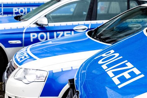 Unfall A46 Nach Geisterfahrer Crash Mit Zwei Toten Unfallfahrer Wird