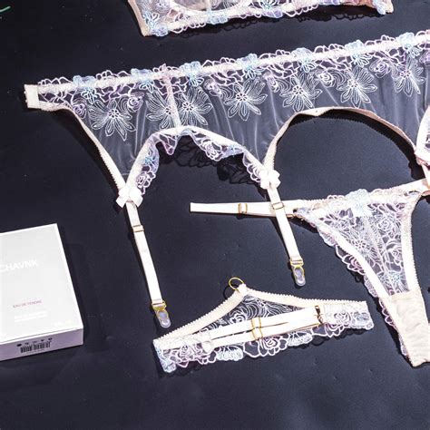 Luxury Light Purple Color Embroidery Lingerie Set Lingerie