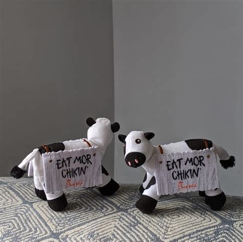 Chick Fil A Toys Chickfila Eat Mor Chikin Plush Toy Cows 2 Ct