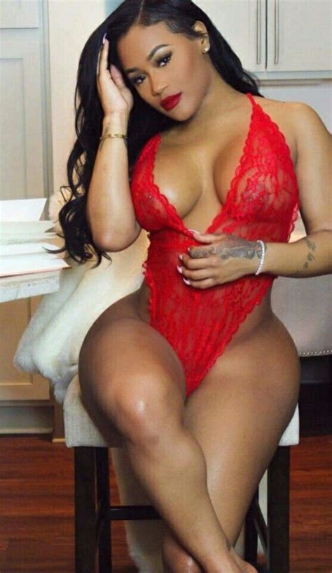 Lira Mercer Galore Curvy Women Outfits Curvy Women Fashion Curvy