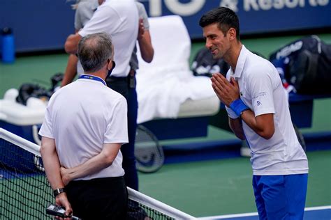 Las Fotos De Novak Djokovic Descalificado Del Us Open Por Un Pelotazo