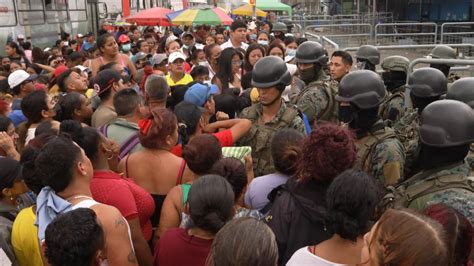 Una Guerra Contra Los Lobos Reaviva La Crisis Carcelaria En Ecuador