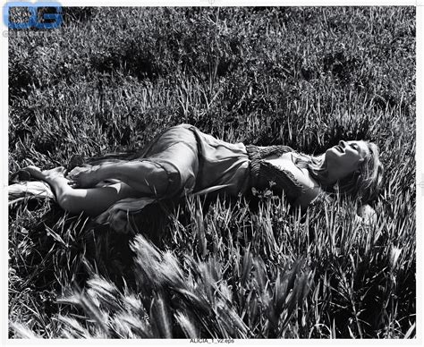 Alicia Silverstone Nude Pictures Photos Playboy Naked Topless Fappening