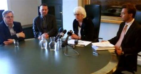 Fá allt að sex milljónir í bætur RÚV is