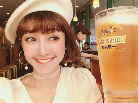 7 hot girl sinh năm 1994 nổi tiếng trên mạng xã hội Trung Quốc