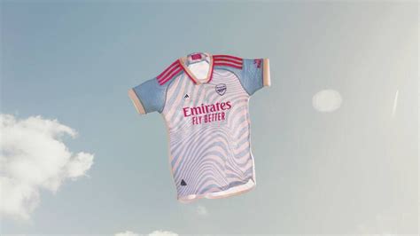 Take a closer look at our women's away kit | Gallery | News | Arsenal.com