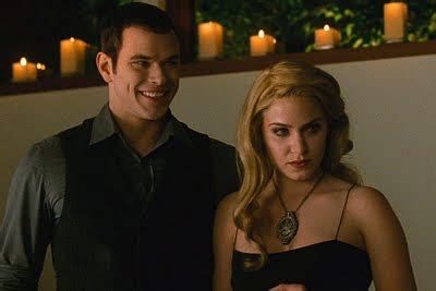 Image - Rosalie hale y emmett cullen.jpg - Twilight Saga Wiki - Wikia