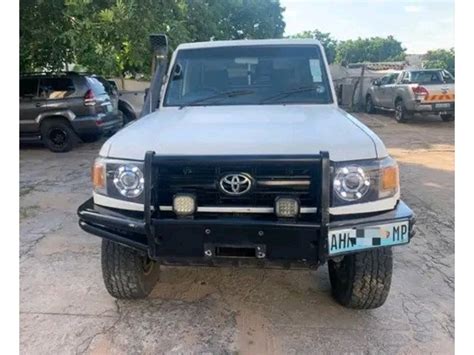 Toyota Land Cruiser HZ Gasolina Maputo Soboladas Co Mz