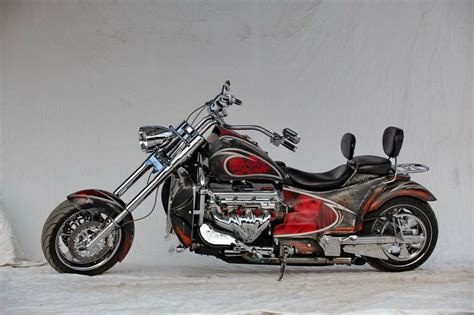 Boss Hoss Custom | Custom bikes, Bike usa, Cool bikes