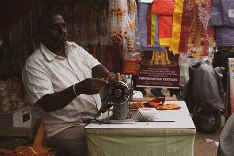 KR Market on Behance