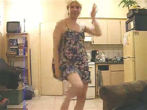 Amateur Crossdresser Dancing Dildoing AShemaletube