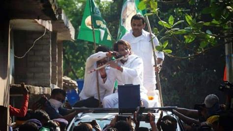 Hasappur Assembly Seat Tej Pratap Yadav Campaigning Lalu Style Is Seen