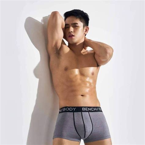 Pin By Jessie Navarro On David Licauco Handsome Asian Men Hot Men