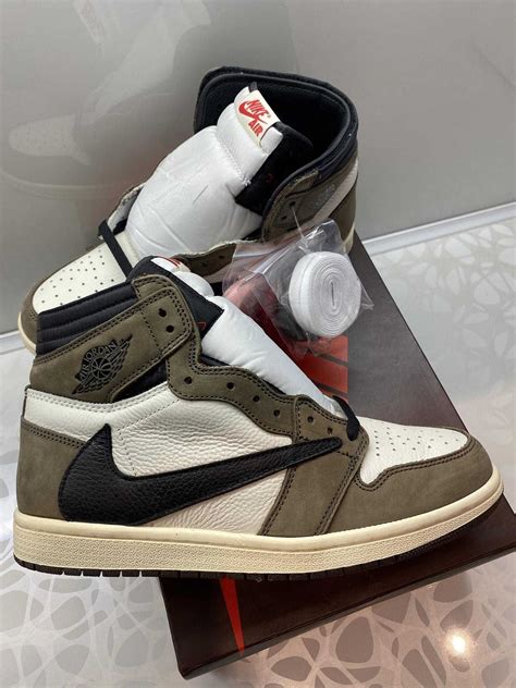 Nike Air Jordan 1 "Travis Scott" Мъжки/Дамски Кецове+ Кутия гр. Пловдив ...