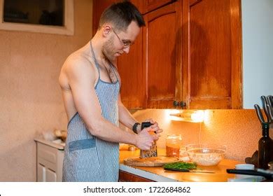 Man Apron Naked Cooking Images Stock Photos Vectors Shutterstock