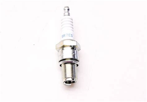 Amazon.com: NGK Spark Plugs BR7ES : Automotive