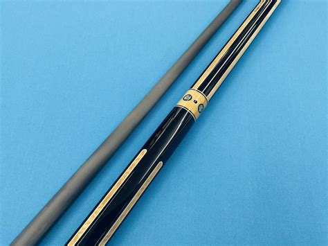 Longoni Carom Cue Amalia Vp Octagonal Butt With Luna Nera Shaft