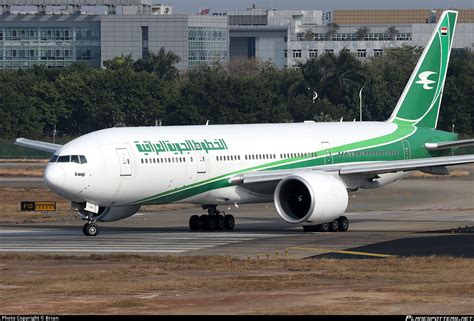 YI AQZ Iraqi Airways Boeing 777 29MLR Photo By Brian ID 1151951