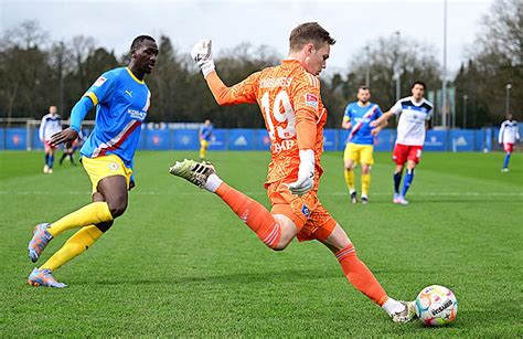 12 Hsv Verliert Testspiel Gegen Braunschweig Hsvde