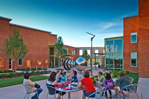 Library Design Showcase 2012: The Outdoor Library | American Libraries ...