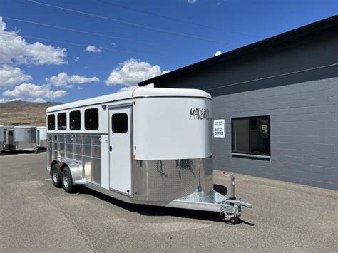 2024 Maverick Trailers MavLite 4 Horse Deluxe Double Door Horse Trailer ...