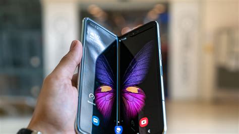 Galaxy Fold Le Prochain Smartphone Pliable De Samsung Beaucoup Moins