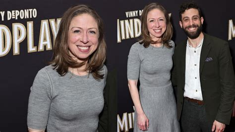 Chelsea Clinton Pops in T-Shirt Dress for ‘Mindplay’ Opening Night