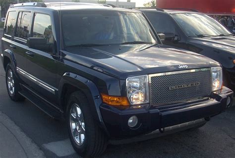 2006 Jeep Commander Base - 4dr SUV 3.7L V6 4x4 auto