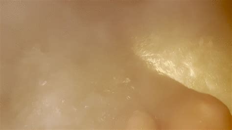 Closeups In The Hot Tub Madame Amie Clips4Sale