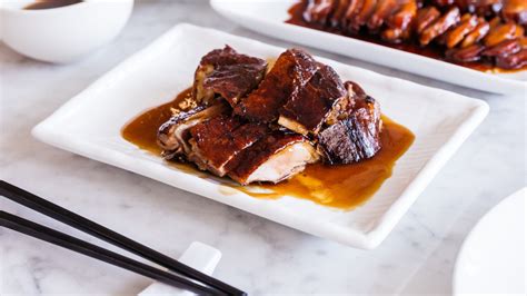 The Difference Between Cantonese Roast Duck And Peking Duck