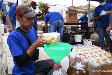 DMO Minyak Goreng Jadi 50 Begini Tanggapan Gapki