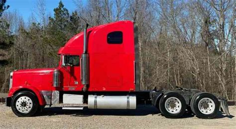 Freightliner Classic Xl Sleeper Semi Trucks